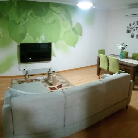 Birds House - Village Marina Olhão